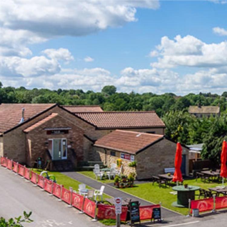 Woofles Luxury Caravan At Knaresborough Lido Apartment Exterior photo